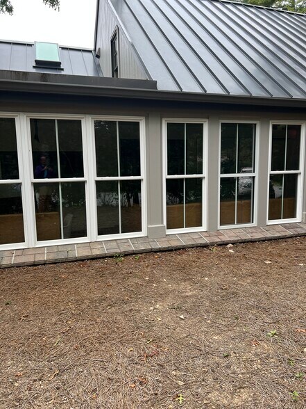 More Photos Of 430 Carolina Way, Highlands Flex For Sale