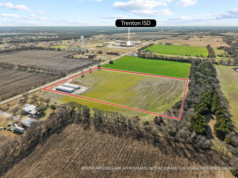 More Photos Of 1800 FM 815, Trenton Self Storage For Sale