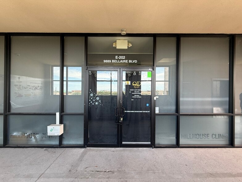 More Photos Of 9889 Bellaire Blvd, Houston General Retail For Sale