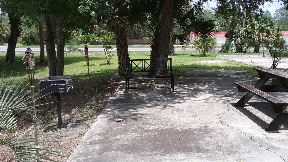 More Photos Of 545765 US Highway 1, Callahan Apartments For Sale
