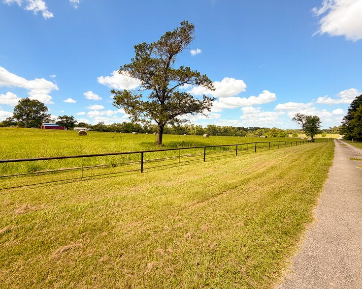 More Photos Of 567 Tamie Lowe rd, Moscow Land For Sale