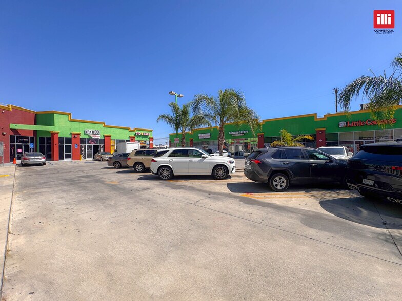 More Photos Of 8332 Sepulveda Blvd, North Hills Storefront For Lease