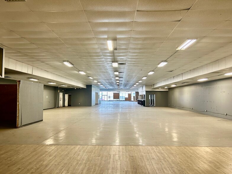 More Photos Of 1021 McHenry Ave, Modesto General Retail For Sale