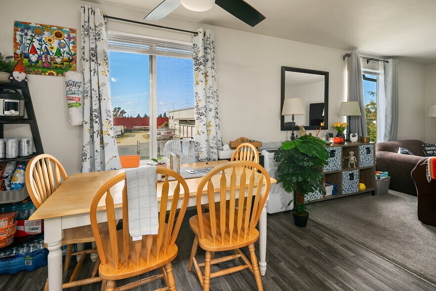 More Photos Of 11424 A St S, Tacoma Apartments For Sale