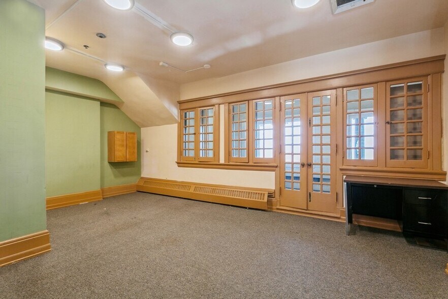 More Photos Of 244 Boardman, Poughkeepsie Loft Creative Space For Sale