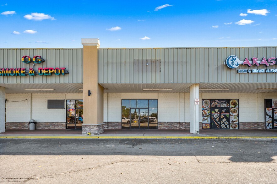 More Photos Of 751 N Ferdon Blvd, Crestview Freestanding For Lease