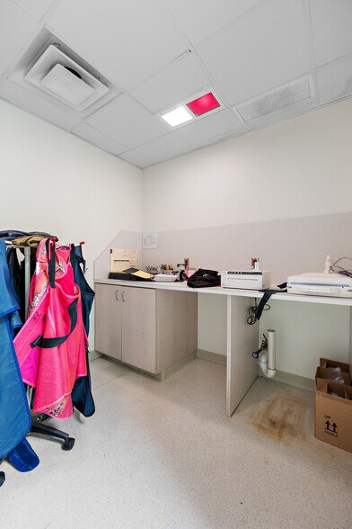 More Photos Of 3610 N University Dr, Nacogdoches Healthcare For Sale