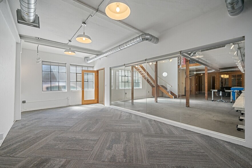 More Photos Of 443 Tehama St, San Francisco Loft Creative Space For Sale
