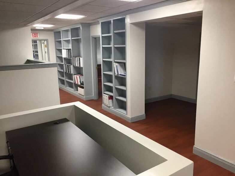 More Photos Of 14 E Washington St, Orlando Office For Lease