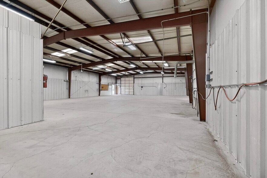 More Photos Of 4415 Anaheim Ave NE, Albuquerque Warehouse For Sale
