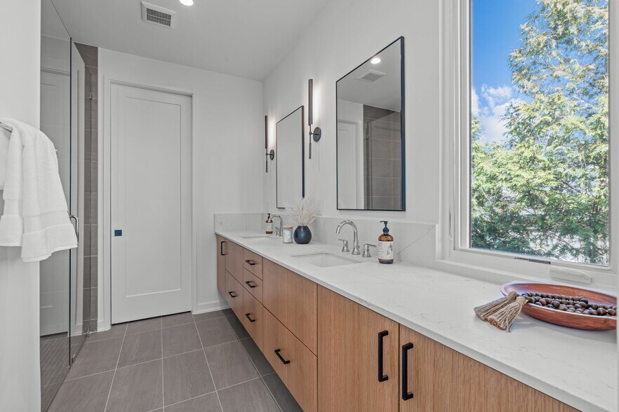More Photos Of , Raleigh Multifamily For Sale