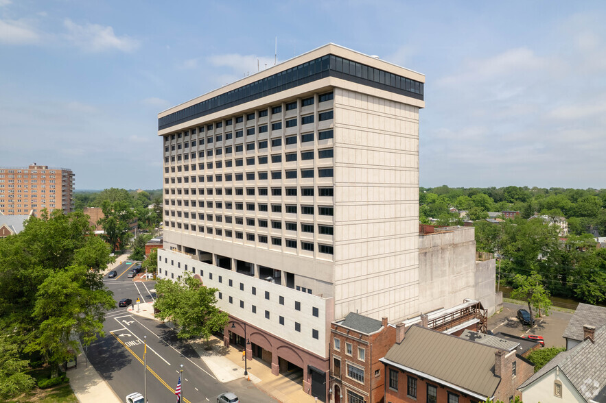 Primary Photo Of 240 W State St, Trenton Office For Lease