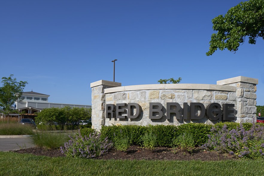 More Photos Of 401 E Red Bridge Rd, Kansas City Unknown For Lease