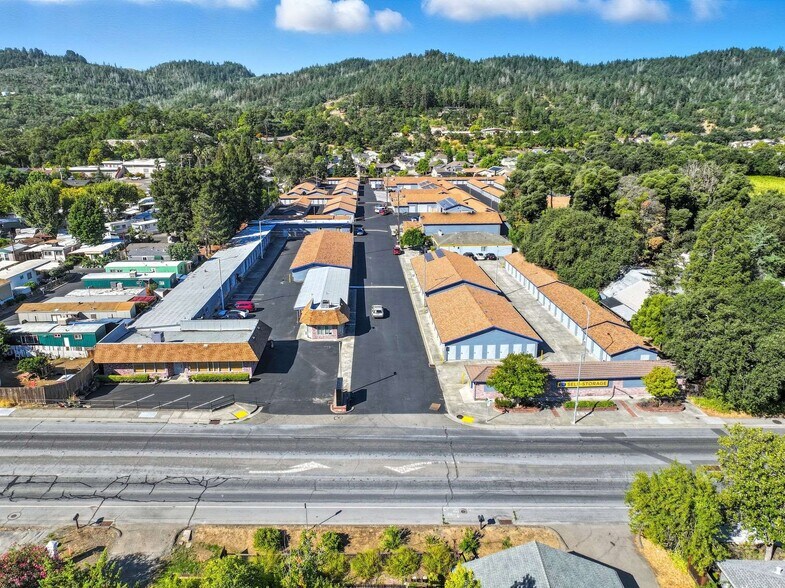 More Photos Of 35 Industrial Dr, Cloverdale Flex For Lease