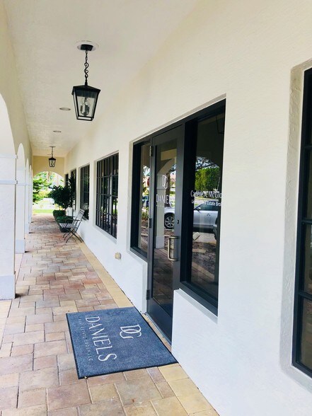 More Photos Of 390 Tequesta Dr, Jupiter Office For Lease