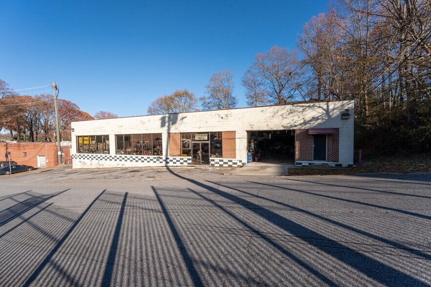 More Photos Of , Marietta Unknown For Sale