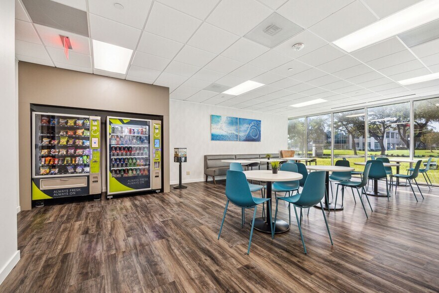 More Photos Of 9800 Richmond Ave, Houston Office For Lease