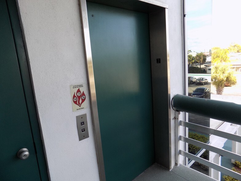 More Photos Of 1460 S McCall Rd, Englewood Medical For Sale