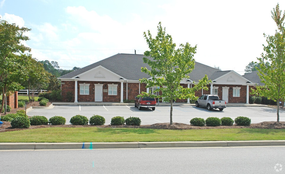 More Photos Of 105 Vista Oaks Dr, Lexington Office For Sale