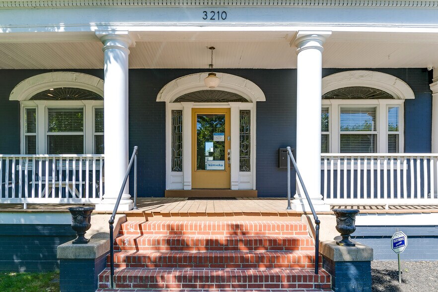 More Photos Of 3210 Chamberlayne Ave, Richmond Office Residential For Lease