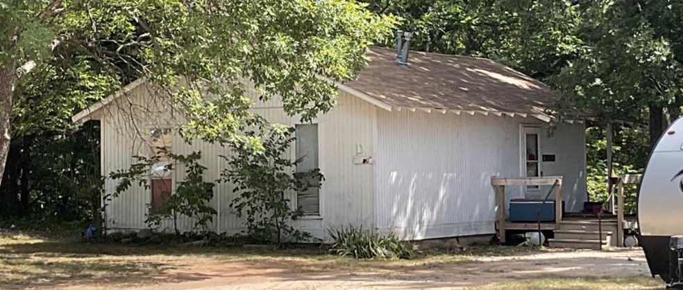 More Photos Of 900 Fairgrounds Rd, Stillwater Apartments For Sale