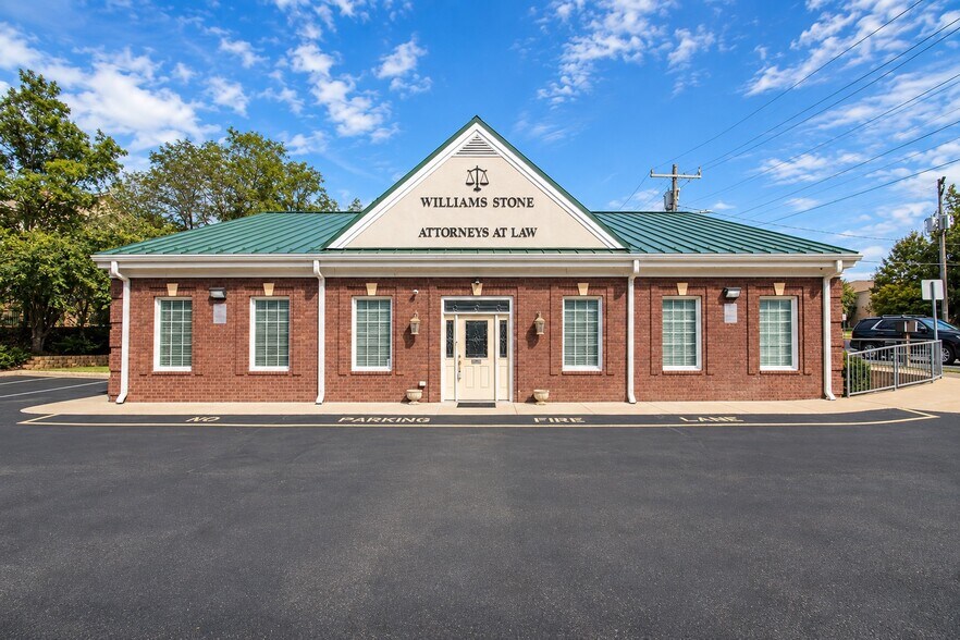 Primary Photo Of 1303 Courthouse Rd, Stafford General Retail For Sale