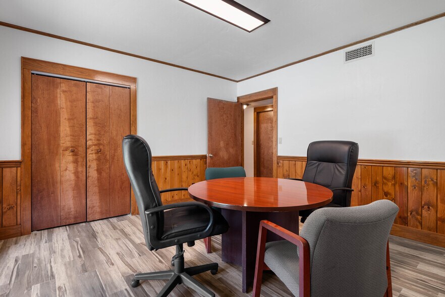 More Photos Of 123 Live Oak Ave, Daytona Beach Office Residential For Sale