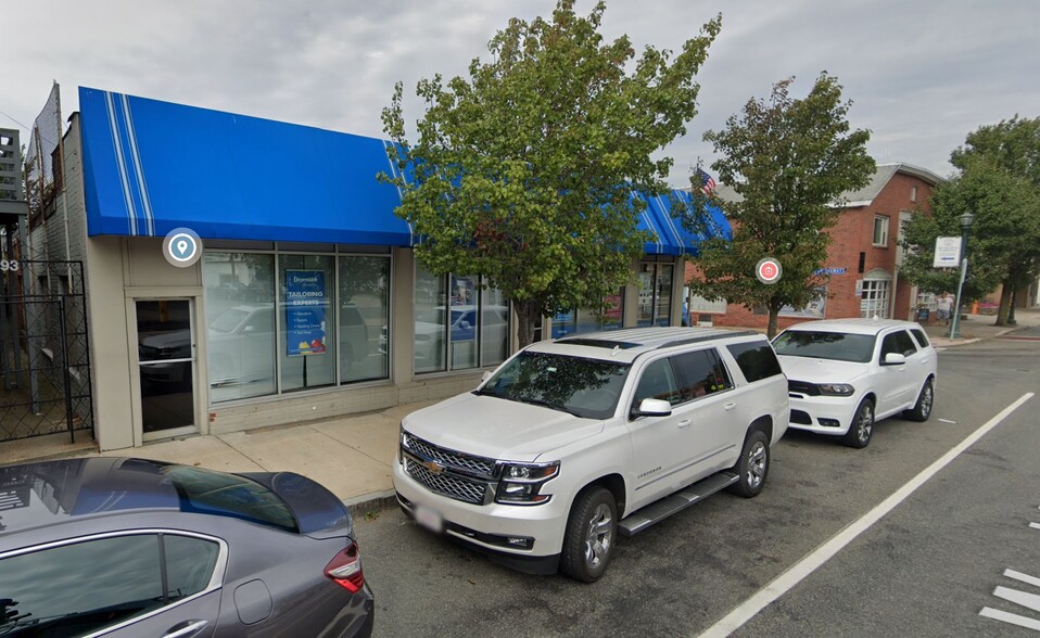 Primary Photo Of 389-395 Washington St, Braintree Storefront Retail Residential For Lease