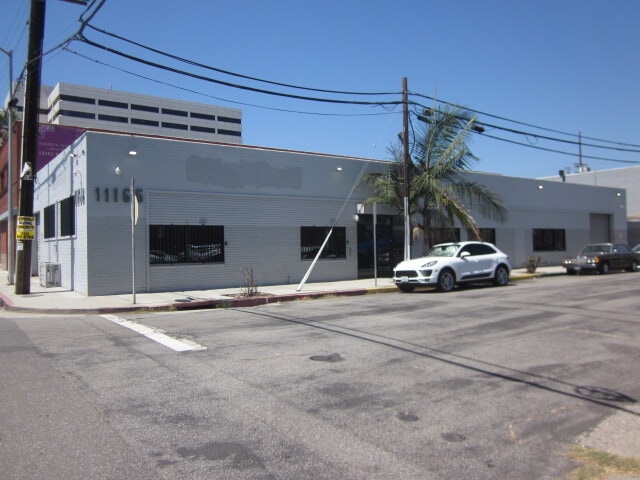Primary Photo Of 11165 Tennessee Ave, Los Angeles Service For Sale