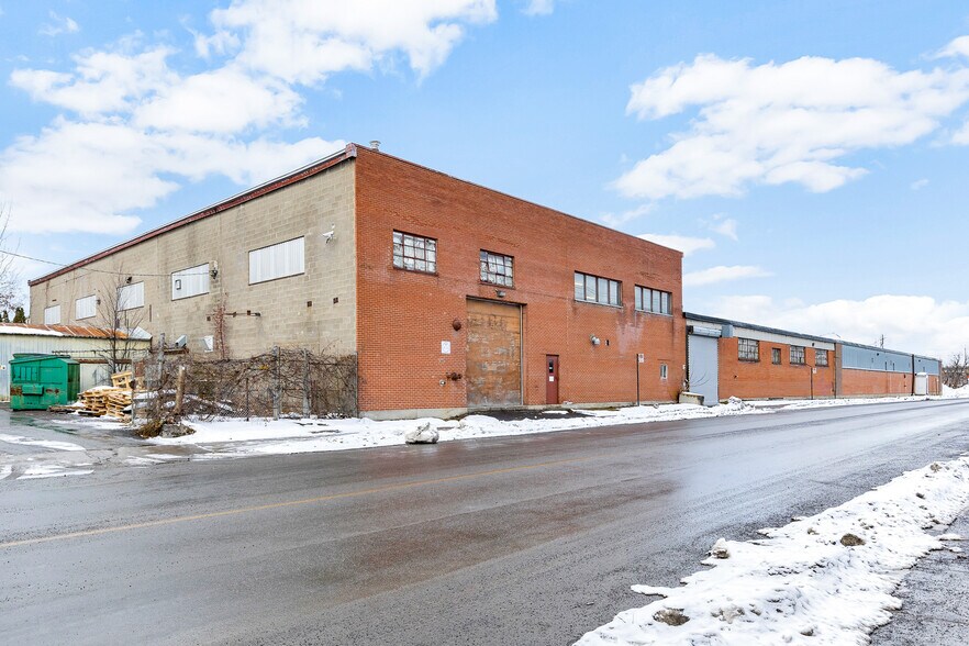 More Photos Of 262 Rue Scott, St-Jérôme Warehouse For Sale