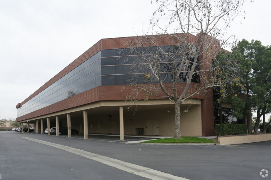 More Photos Of 299 W Foothill Blvd, Upland Medical For Sale