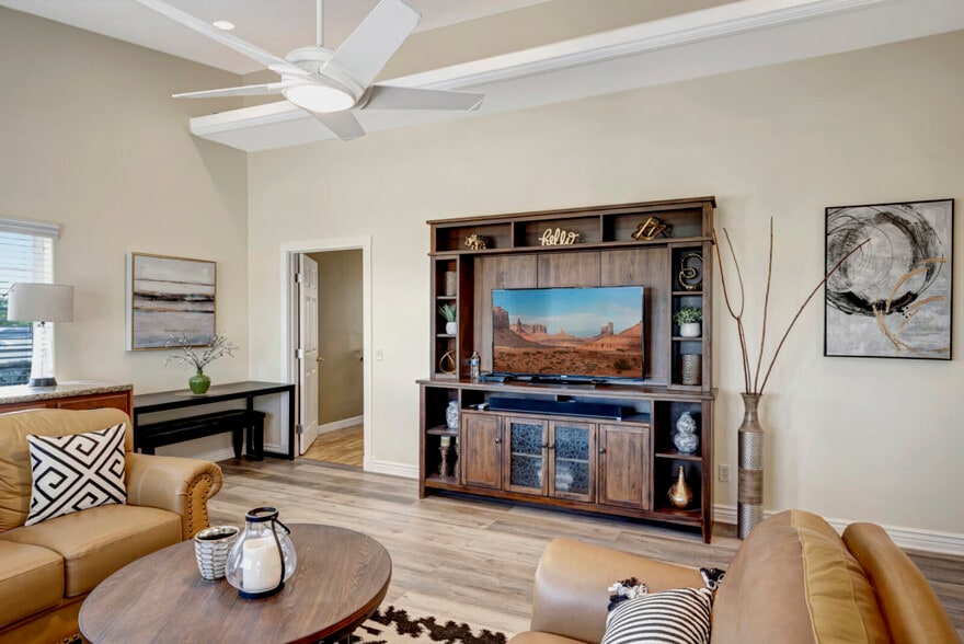 More Photos Of 15825 N 19th Pl, Phoenix Assisted Living For Sale