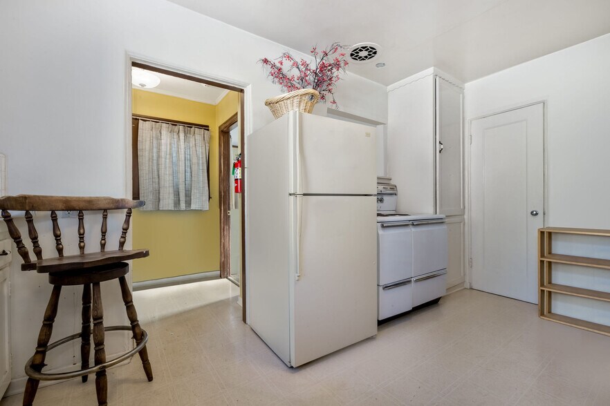 More Photos Of 246 S Church St, Grass Valley Specialty For Sale