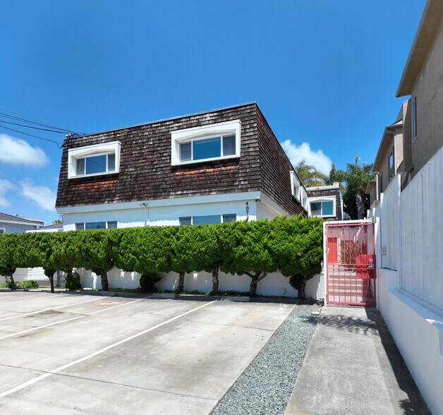 Primary Photo Of 4073 Gresham St, San Diego Apartments For Sale