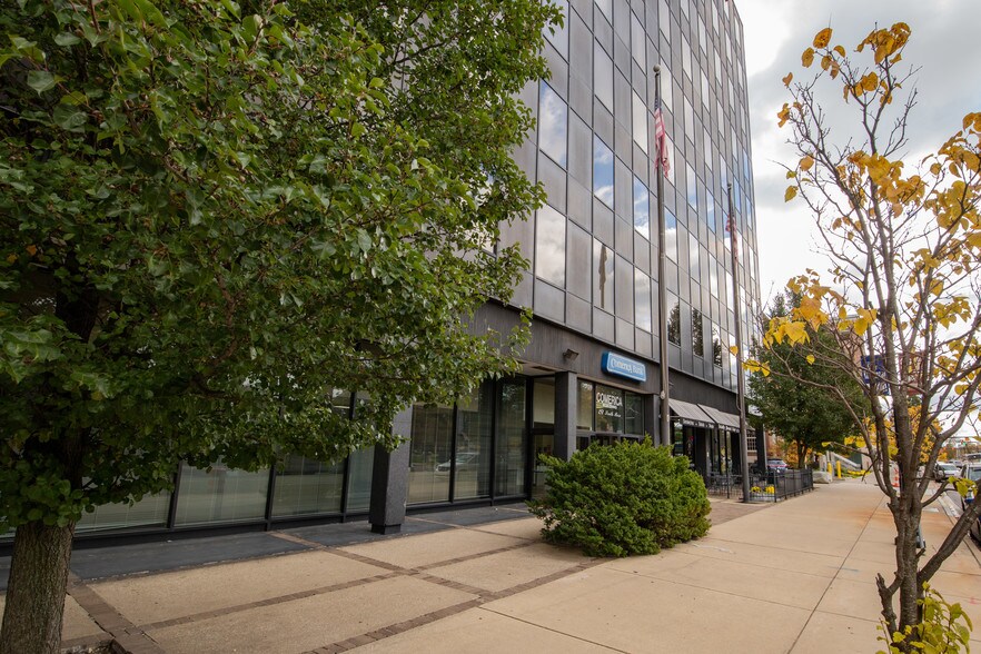 More Photos Of 151 S Rose St, Kalamazoo Office For Sale