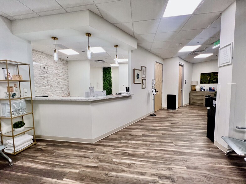 More Photos Of 1760 E Pecos Rd, Gilbert Medical For Lease