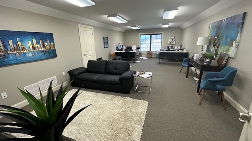 More Photos Of 7165 Getwell Rd, Southaven Office For Lease