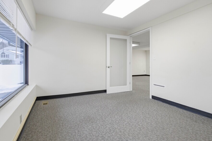 More Photos Of 73 Newton Rd, Plaistow Office Residential For Lease