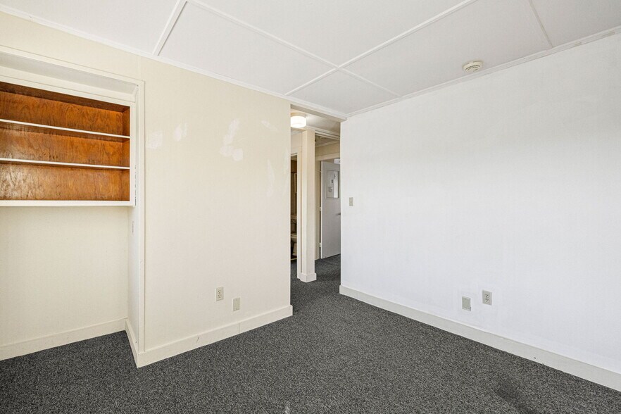 More Photos Of 113 S Main St, Concord Office For Lease