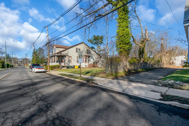 More Photos Of 1657 Pennington Rd, Ewing Apartments For Sale