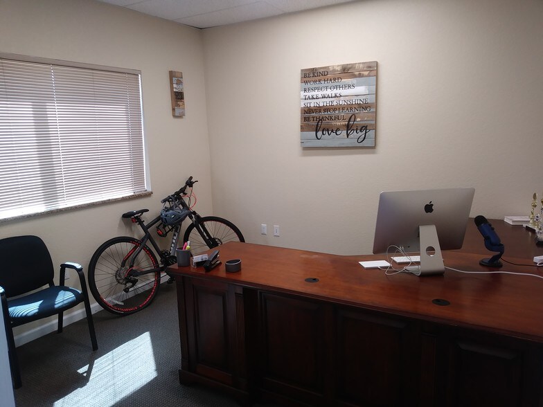 More Photos Of 123-151 12th St SW, Loveland Manufacturing For Sale