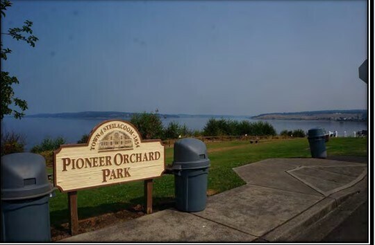 More Photos Of 1702 Commercial St, Steilacoom Office For Lease