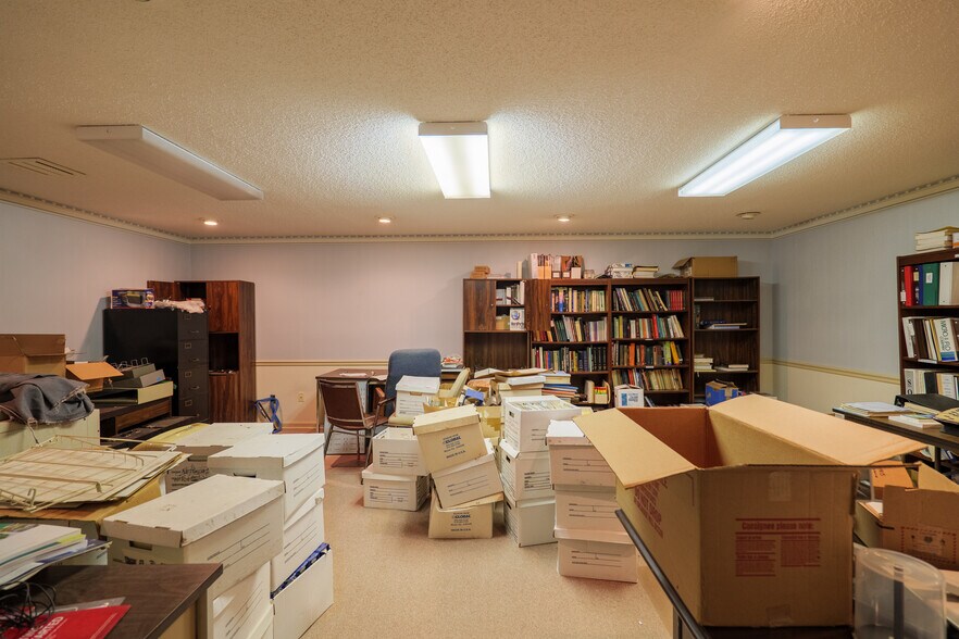 More Photos Of 3185 Madison Hwy, Valdosta Office For Sale