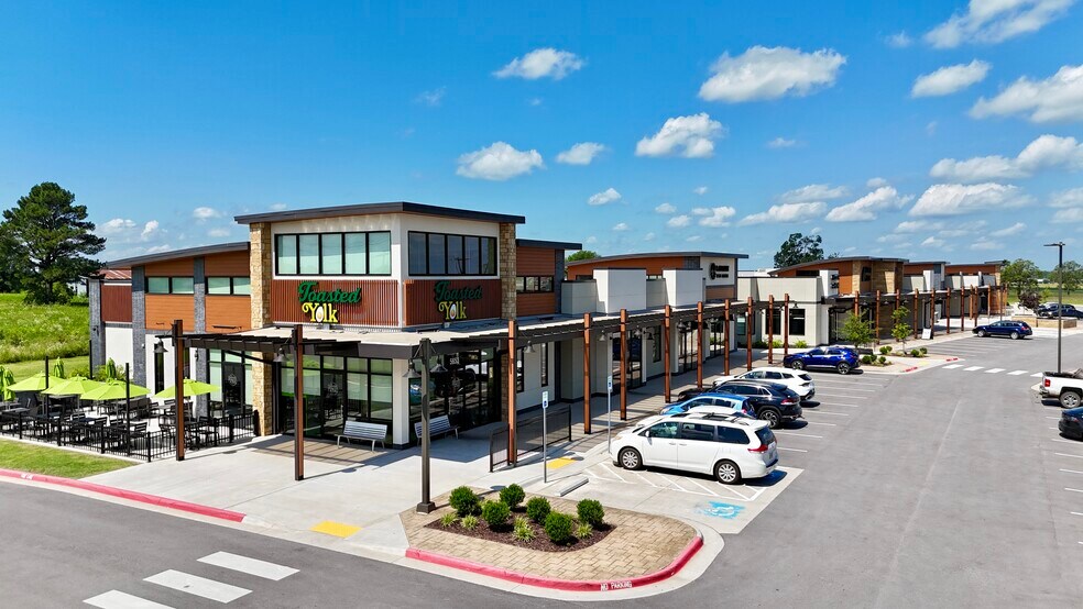 Primary Photo Of 5653 Gateway Ave, Springdale General Retail For Lease