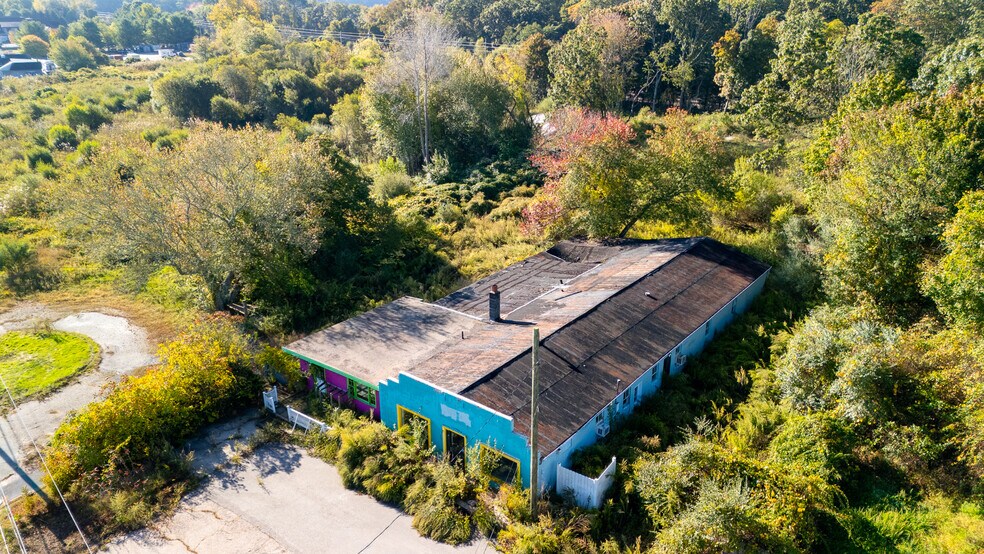 More Photos Of 16-20 Stonington Rd, Stonington Land For Sale