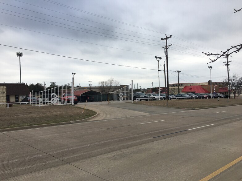More Photos Of 1101 S Highway 78, Wylie Auto Dealership For Sale
