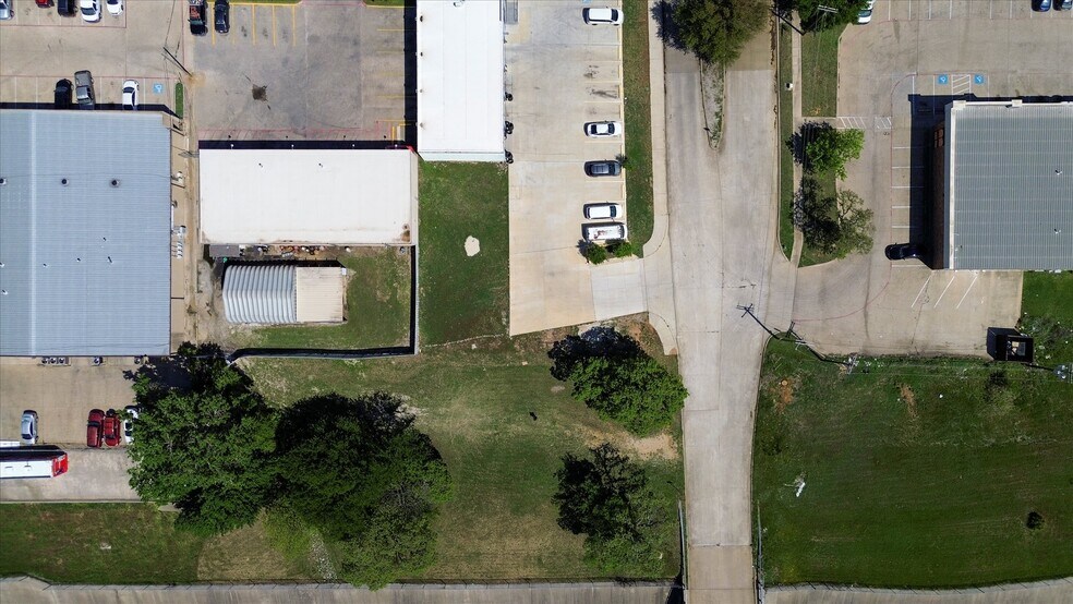 More Photos Of 237 S Belt Line Rd, Irving Land For Lease