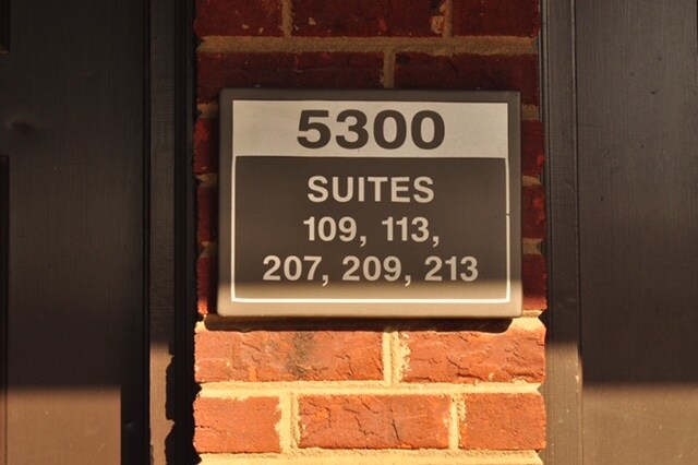 More Photos Of 5300 Six Forks Rd, Raleigh Medical For Lease
