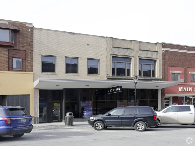 More Photos Of 12 Main St S, Minot Loft Creative Space For Lease