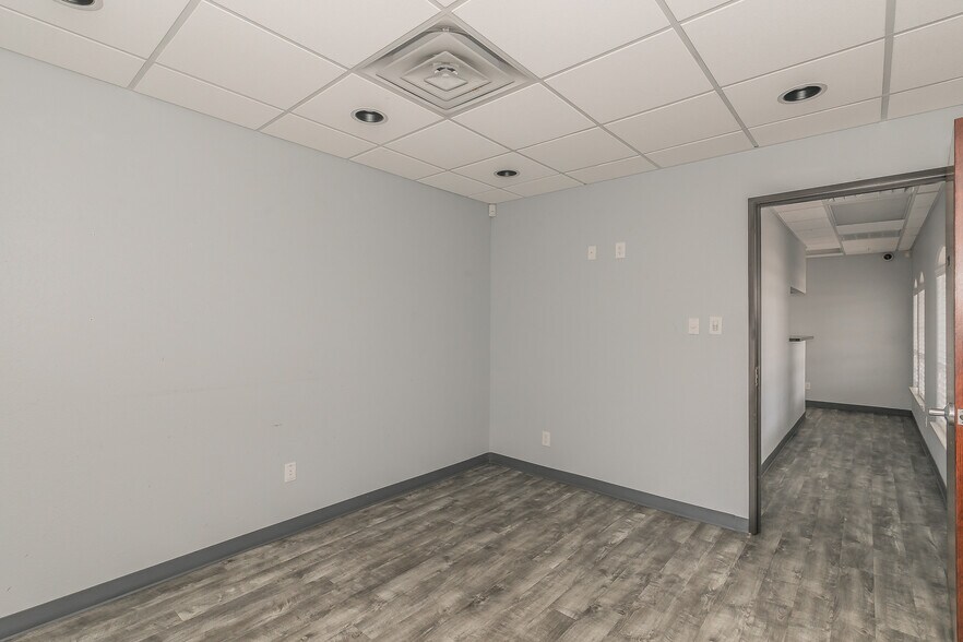 More Photos Of 2014 Justin Rd, Highland Village Medical For Lease